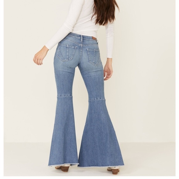 Shyanne Jeans Women 28 Long Super Flare Distressed Bell Bottom 35” U - Picture 3 of 13